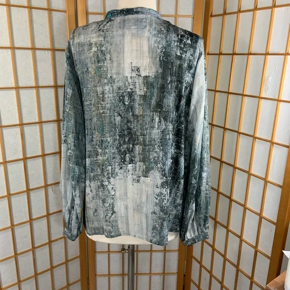 Johnny Was Pete and Greta silk blouse green and brown pattern. - Picture 13 of 14